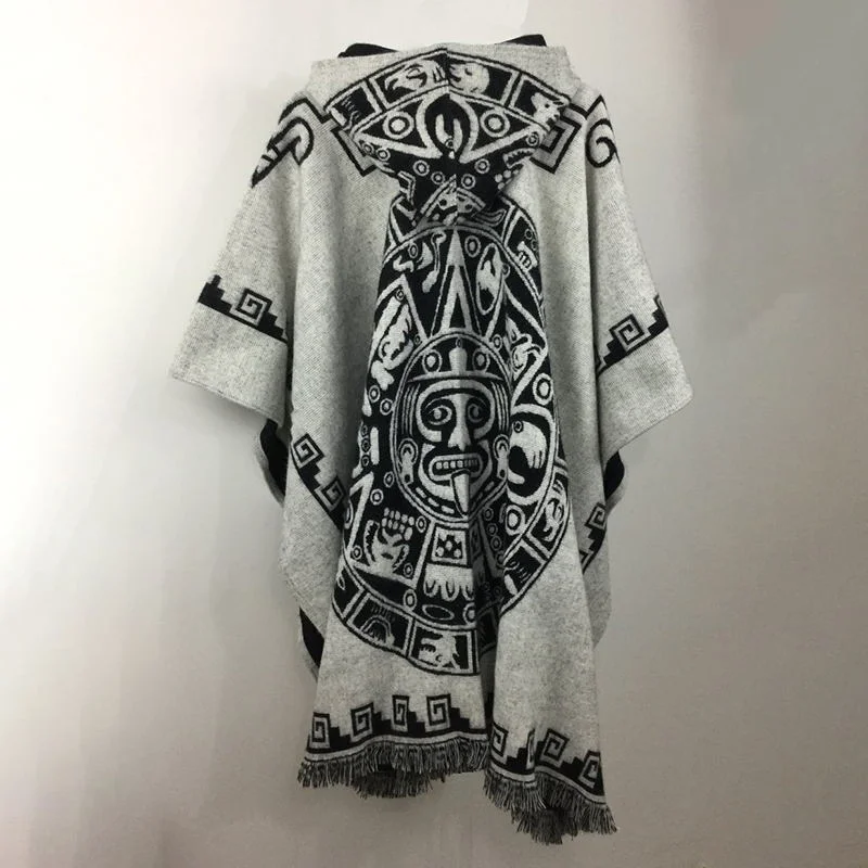 Fashion Retro Ethnic Gray Savage Print Totem Cape