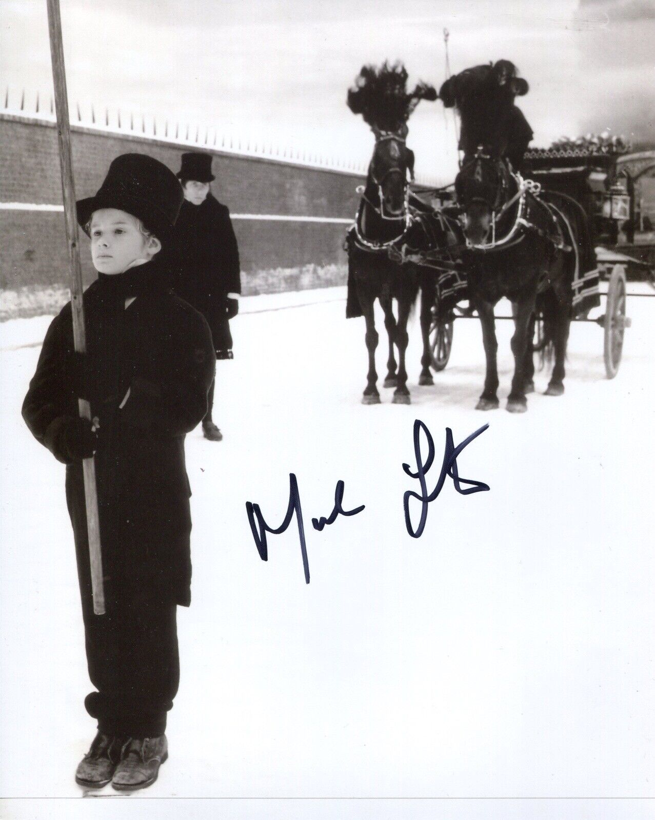 Oliver! movie 8x10 scene Photo Poster painting signed by actor Mark Lester IMAGE No9
