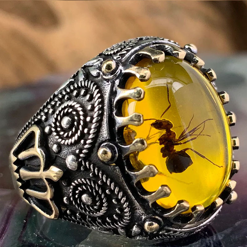 Men's Vintage Ant Amber Ring - Sopula｜Premium Graphic Tees & Graphic Clothing