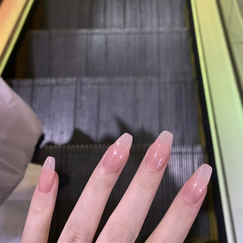 24pcs/Set Square Pink Fake Nails Pre-design European Ballerina Finger Manicure False Nails Full Cover Beauty Bride Nail Art Tips