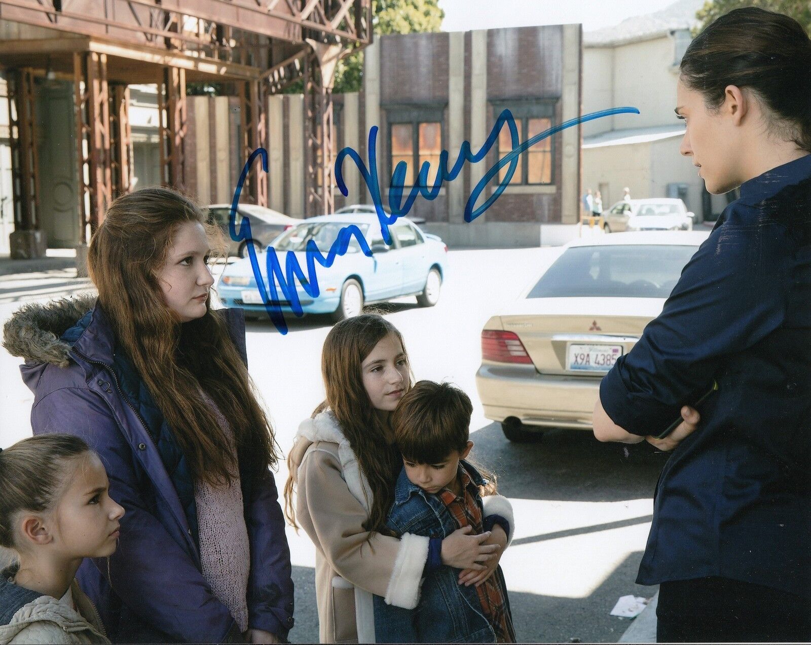 EMMA KENNEY signed *SHAMELESS* 8X10 Photo Poster painting DEBBIE DEBS GALAGHER (PROOF) W/COA #1