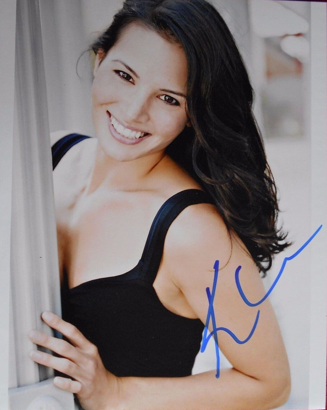 KATRINA LAW * SCREAMS SEXY * AUTHENTIC AUTOGRAPH NICE Photo Poster painting 8X10 W/COA