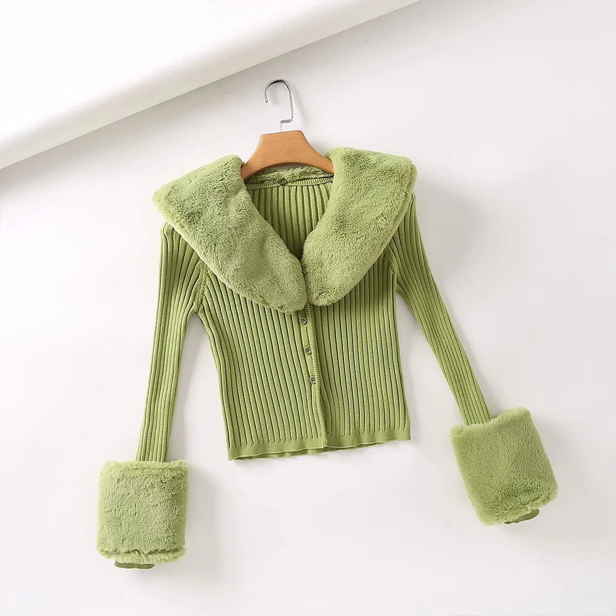Aiertu joker costume female outfit INS Vintage Sweater Cardigan Women's Autumn Fashion Detachable Fur Collar Single-Breasted Short Knitted Top aiertu