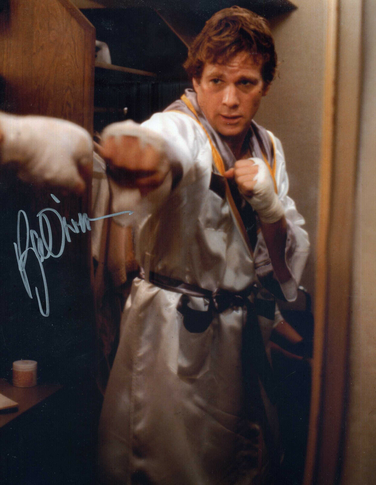 RYAN O'NEAL Signed 'Boxing' Photo Poster paintinggraph - Film & TV Star Actor - preprint