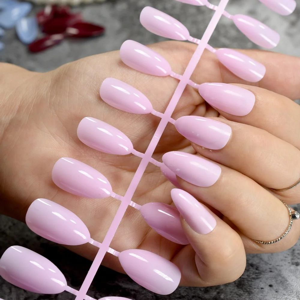 Dusty Cedar Fashion Stiletto False Nails Pointed Sharp Candy Red Fake Nails for daily wear On the Nail Tree 24pcs-Nail Inspo
