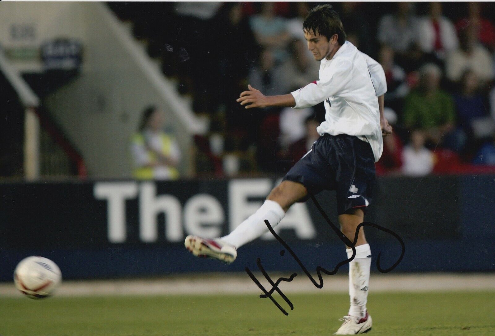 Henri Lansbury Hand Signed 12x8 Photo Poster painting - England Autograph 2.