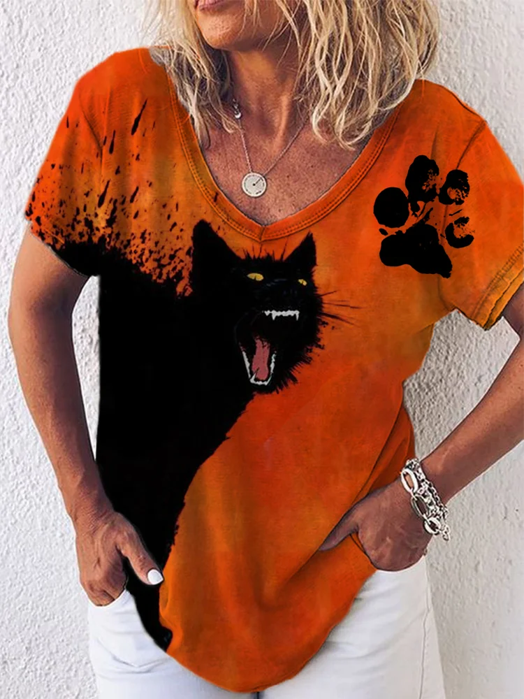 Animal Cat Scared Cat Halloween Print V-Neck Print T-Shirt