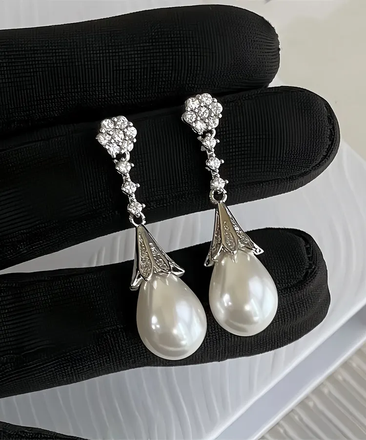 Stylish Silk Copper Zircon Water Drop Drop Earrings