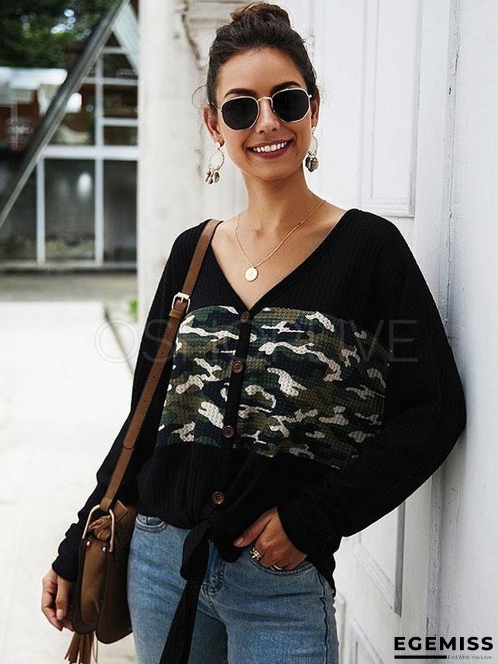 Camouflage Stitching V-neck Knit Sweater | EGEMISS