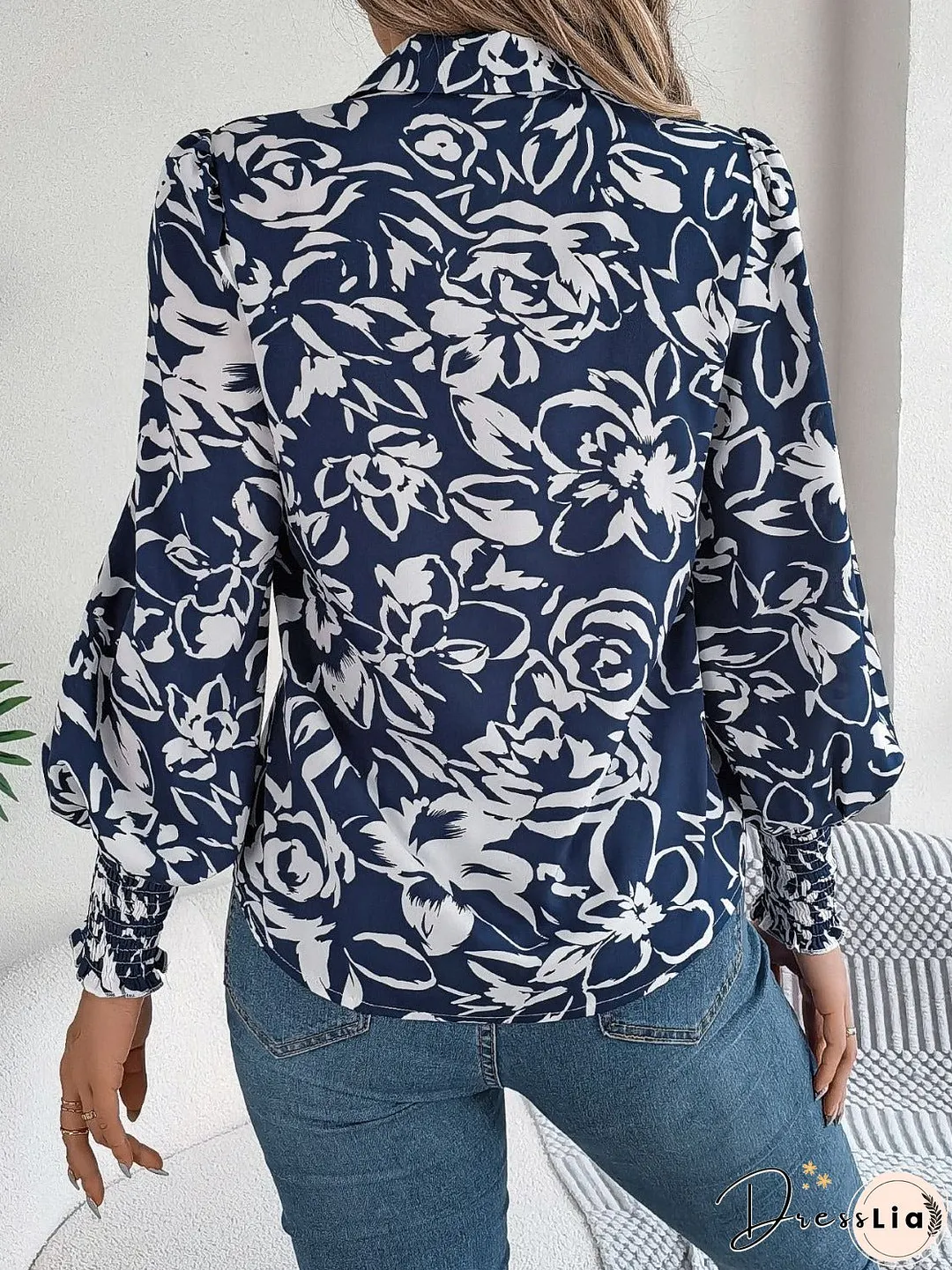 Printed Collared Neck Lantern Sleeve Shirt