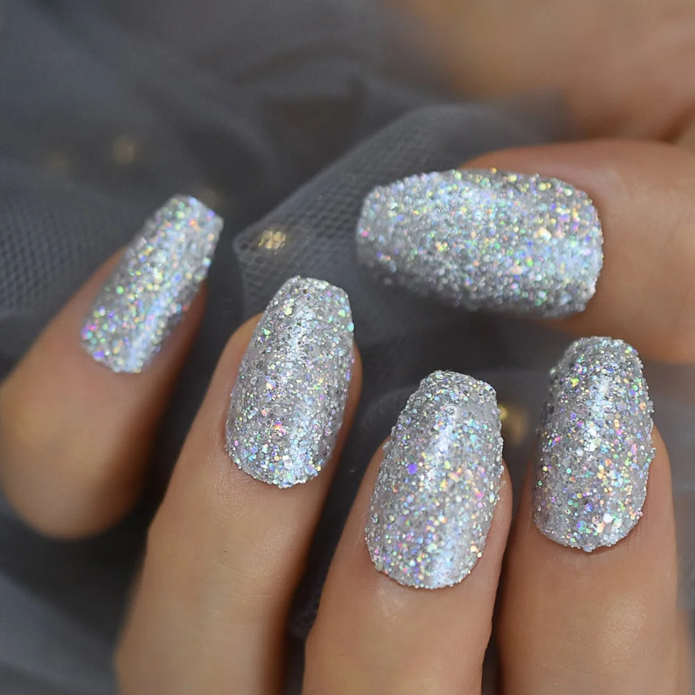 Holographic Silver Glitter Press On Nails Short Style Daily Wear Nude Pink Lady False Nails Oval Shape Nail Art Tips 515-Nail Inspo