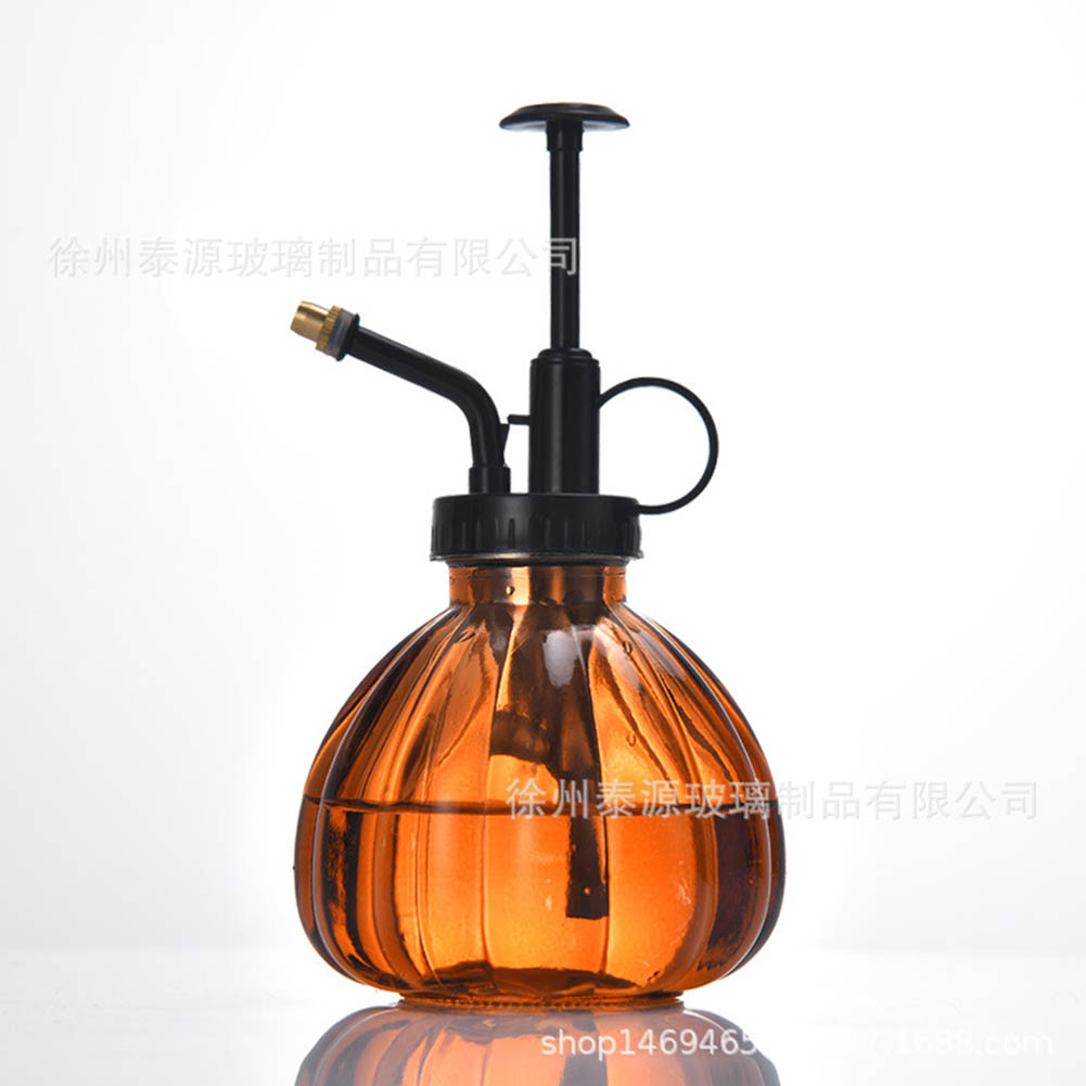

Creative Pumpkin Shape Garden Mini Watering Bottle, 501 Original