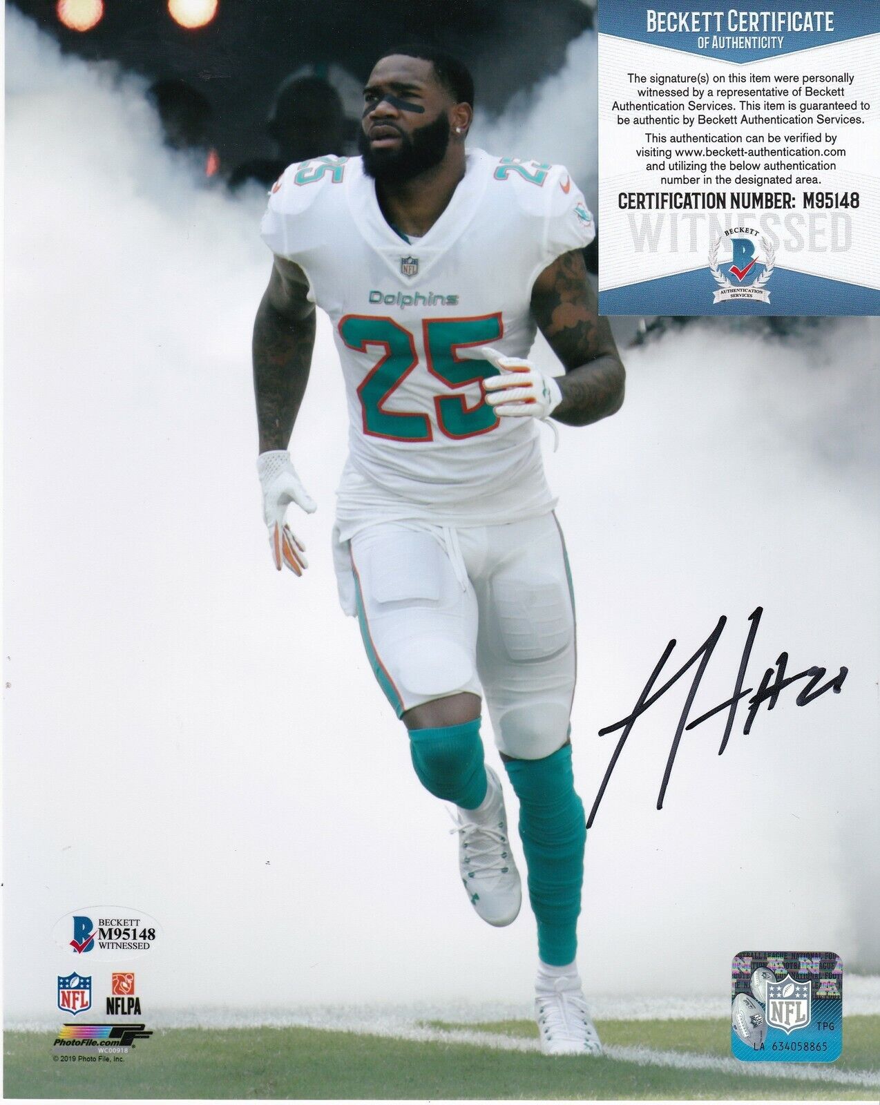 XAVIEN HOWARD MIAMI DOLPHINS BECKETT AUTHENTICATED ACTION SIGNED 8x10