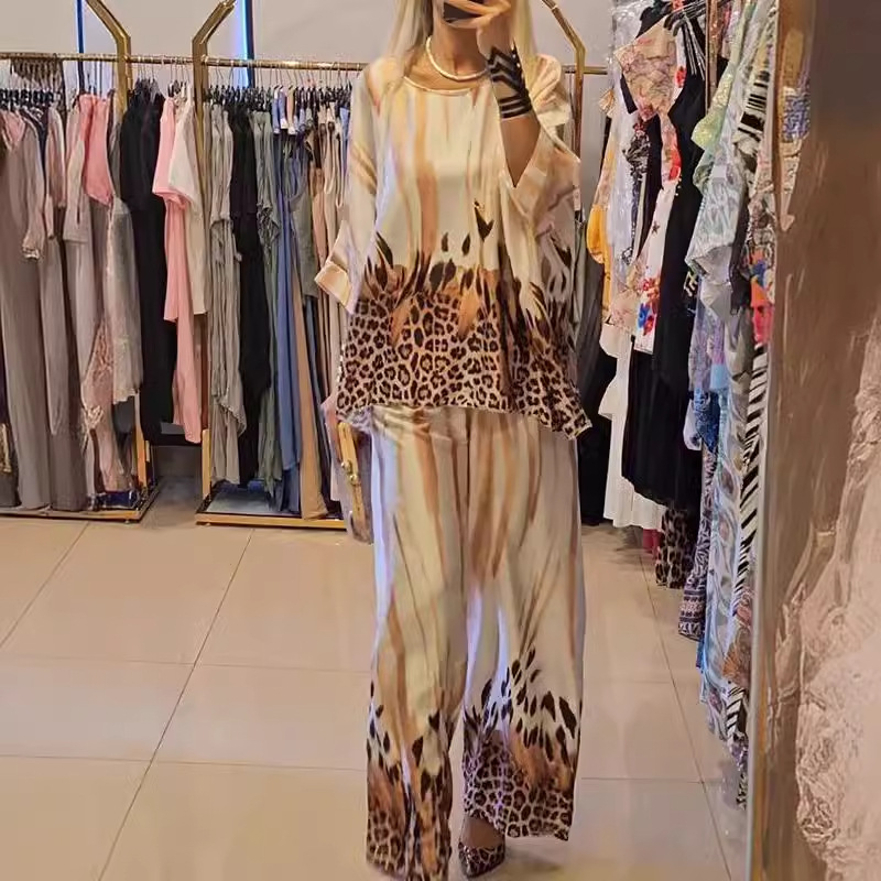 Rotimia Stylish Leopard Printing Two Piece Set