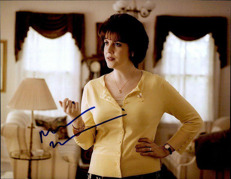 Melanie Lynskey authentic signed celebrity 8x10 Photo Poster painting W/Cert Autographed 2616l