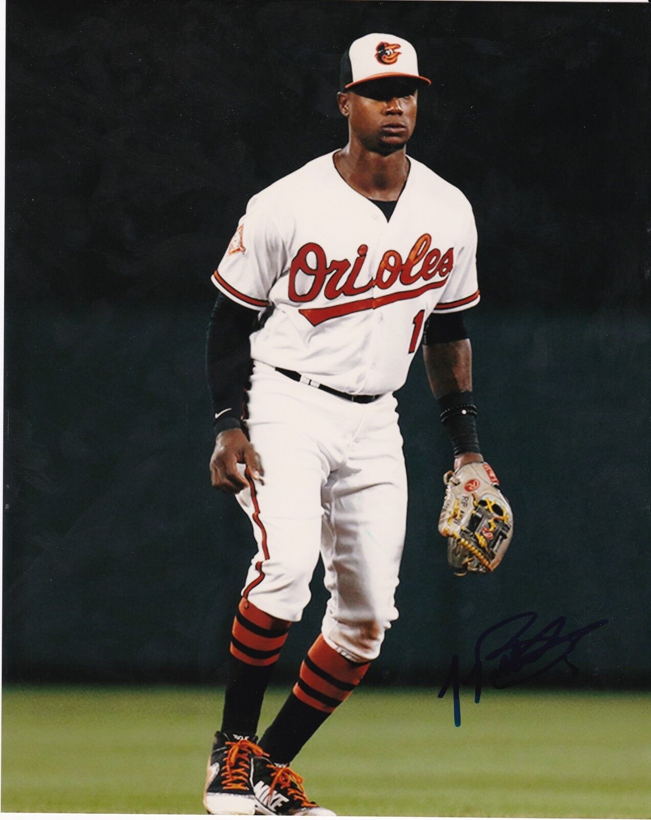 TIM BECKHAM BALTIMORE ORIOLES ACTION SIGNED 8x10