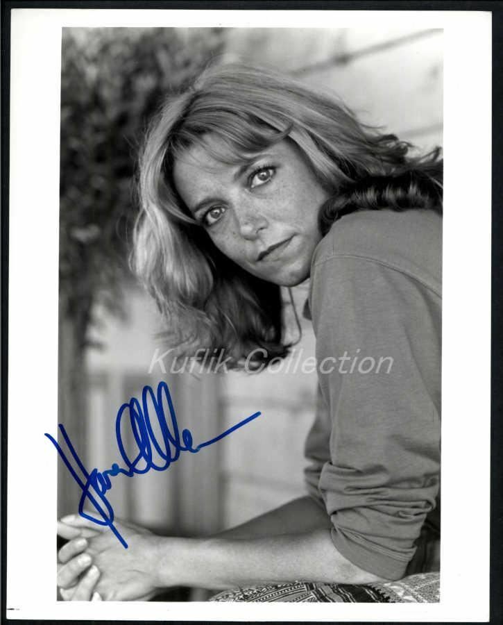 Karen Allen - Signed Autograph Headshot Photo Poster painting - Raiders of the Lost Ark