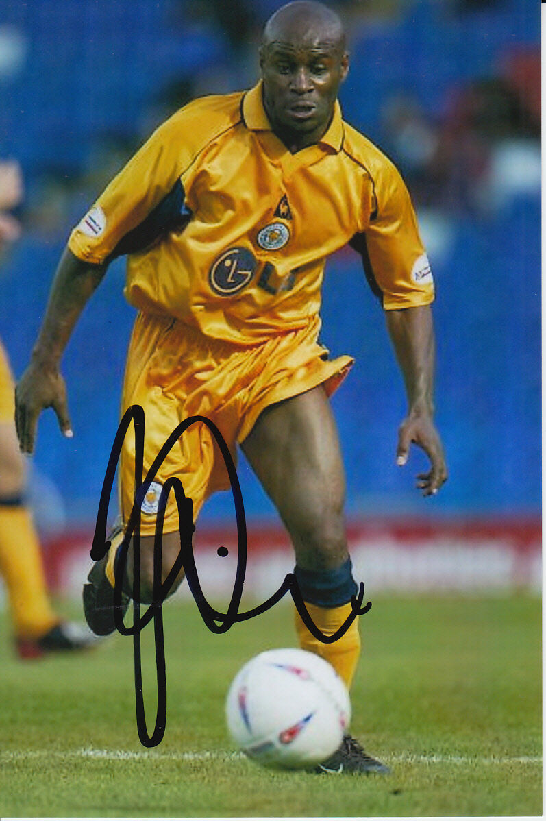 LEICESTER CITY HAND SIGNED FRANK SINCLAIR 6X4 Photo Poster painting 1.