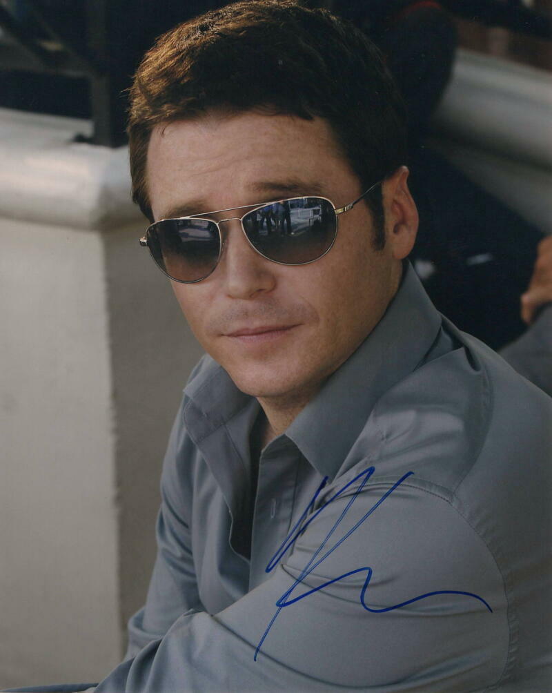 KEVIN CONNOLLY SIGNED AUTOGRAPH 8x10 Photo Poster painting - ERIC MURPHY ENTOURAGE, GOTTI, RARE