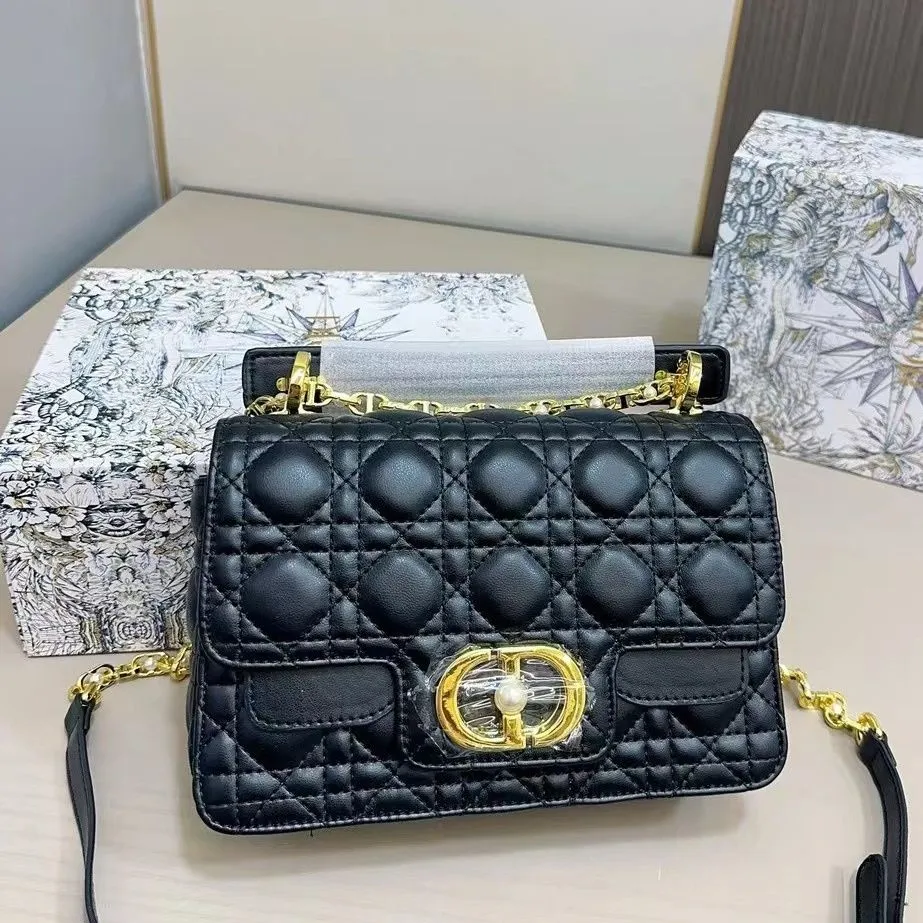 Kafuu Small Square Bag Rhombic Shoulder Chain 2024 Bag Female Messenger Bag New Fashion Pouch Classic Style Classic