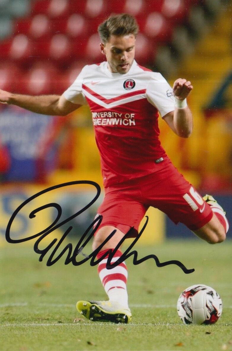 CHARLTON ATHLETIC HAND SIGNED RHOYS WIGGINS 6X4 Photo Poster painting 10.