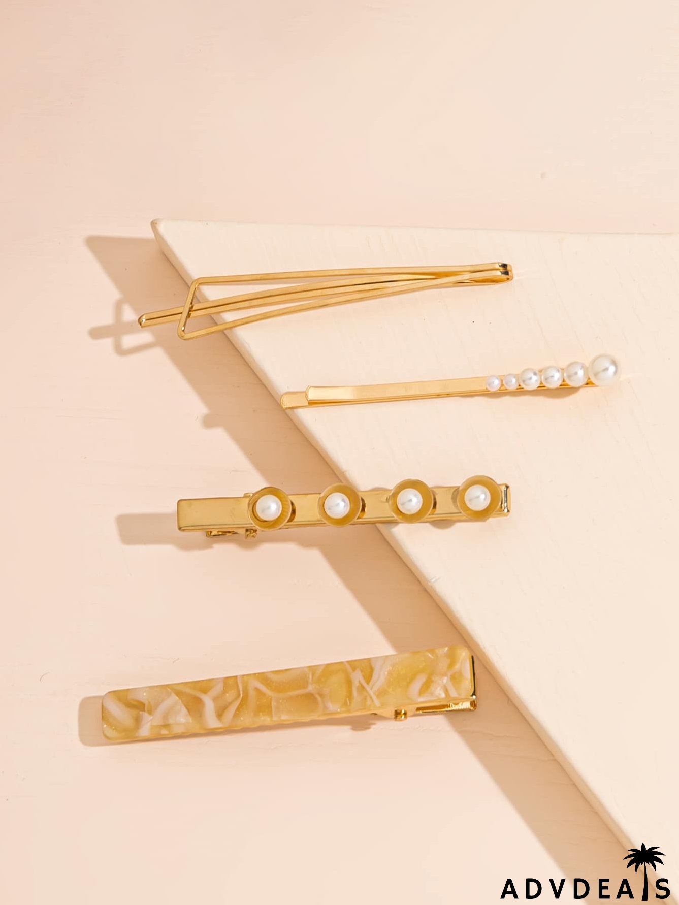 4pcs Faux Pearl Decor Hair Clip