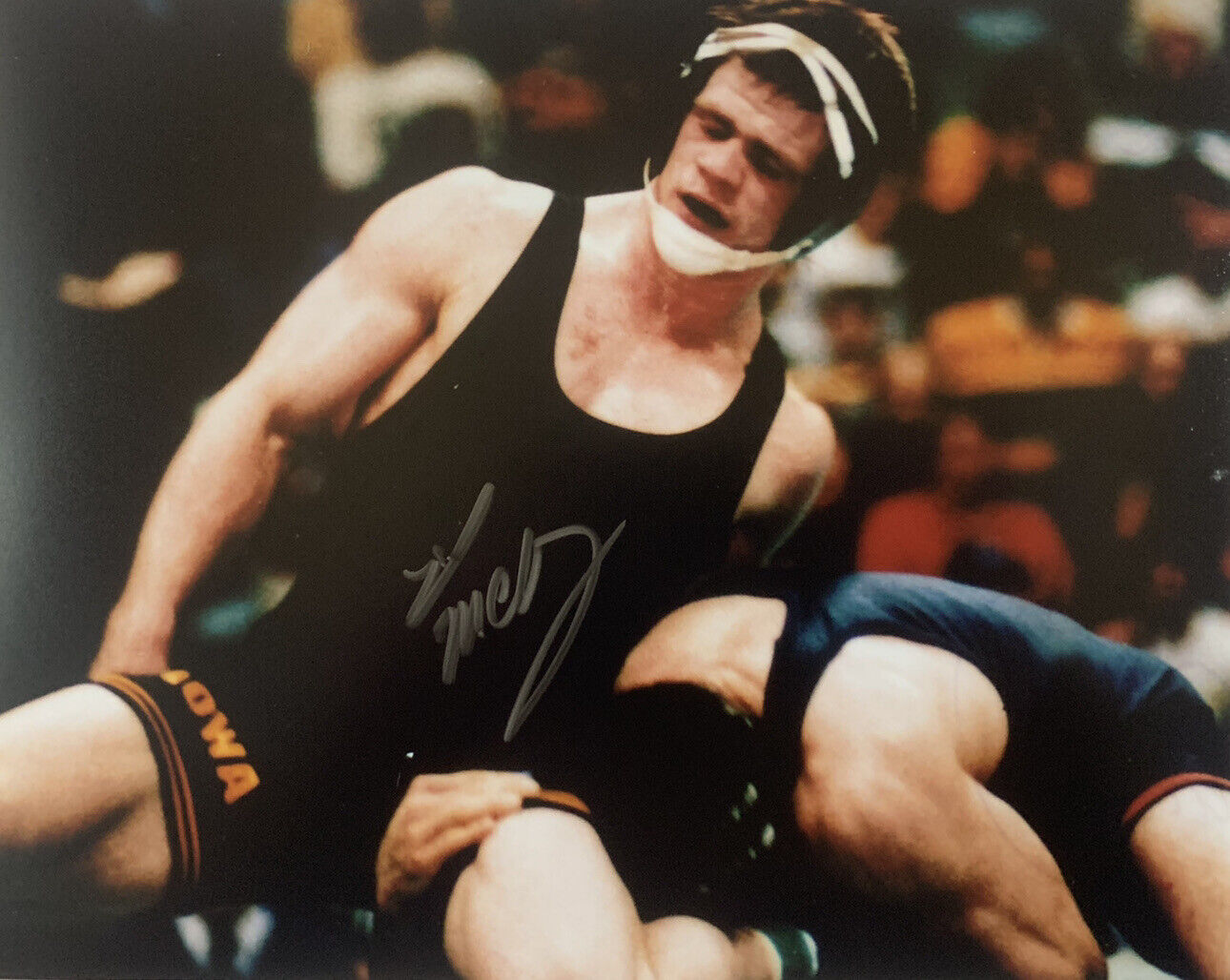 LINCOLN MCILRAVY HAND SIGNED 8x10 Photo Poster painting IOWA HAWKEYES WRESTLING AUTO COA