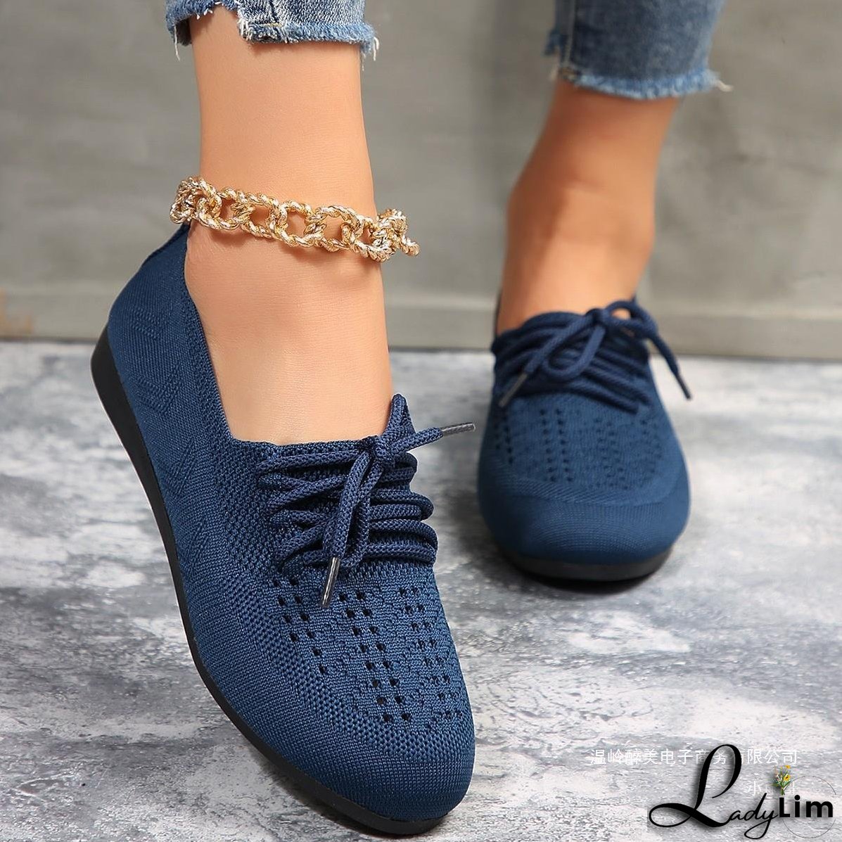 Classic and Comfortable winter Shoes