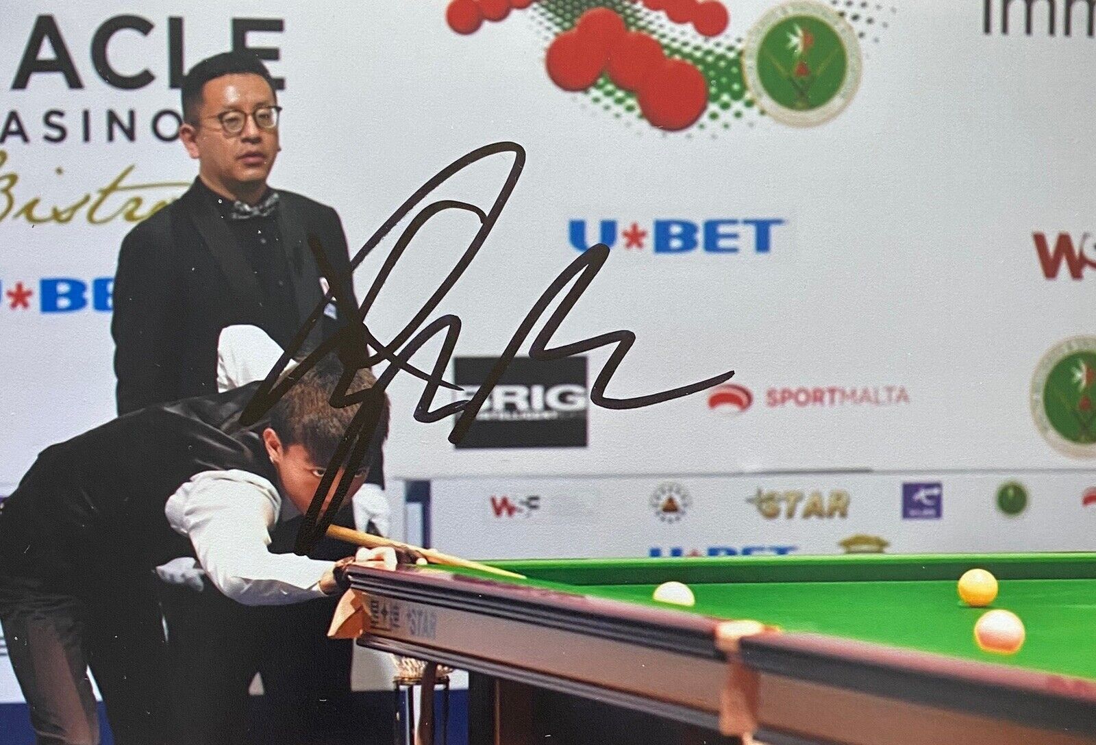 Luo Honghao Genuine Hand Signed 6X4 Photo Poster painting - Snooker 2