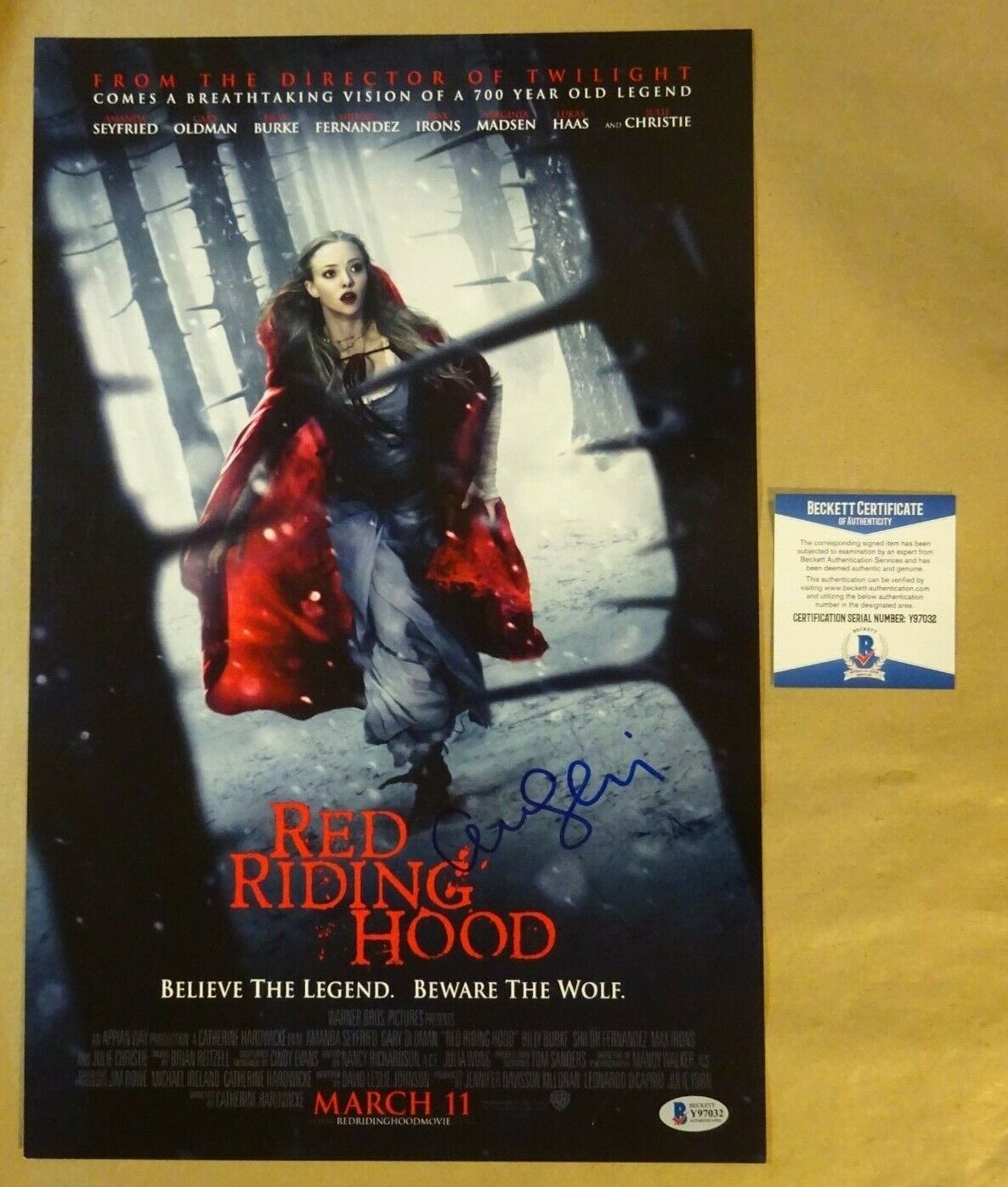 Signed AMANDA SEYFRIED Autographed RED RIDING HOOD Photo Poster painting 11x17