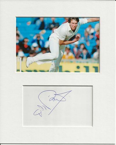 Derek Pringle cricket genuine authentic autograph signature and Photo Poster painting AFTAL COA