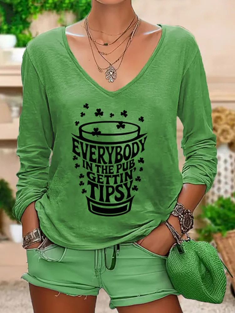 Women's Everybody In The Pub Getting Tipsy St. Patrick's Day Print V-neck T-shirt