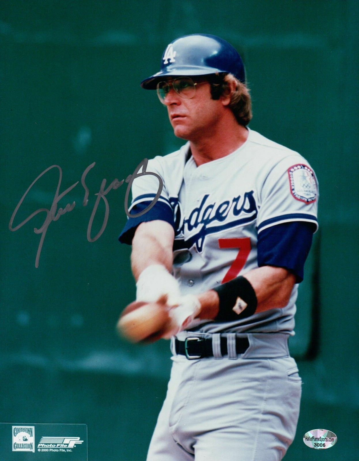 Steve Yeager Signed 8X10 Photo Poster painting Autograph LA Dodgers Silver On Deck Auto COA