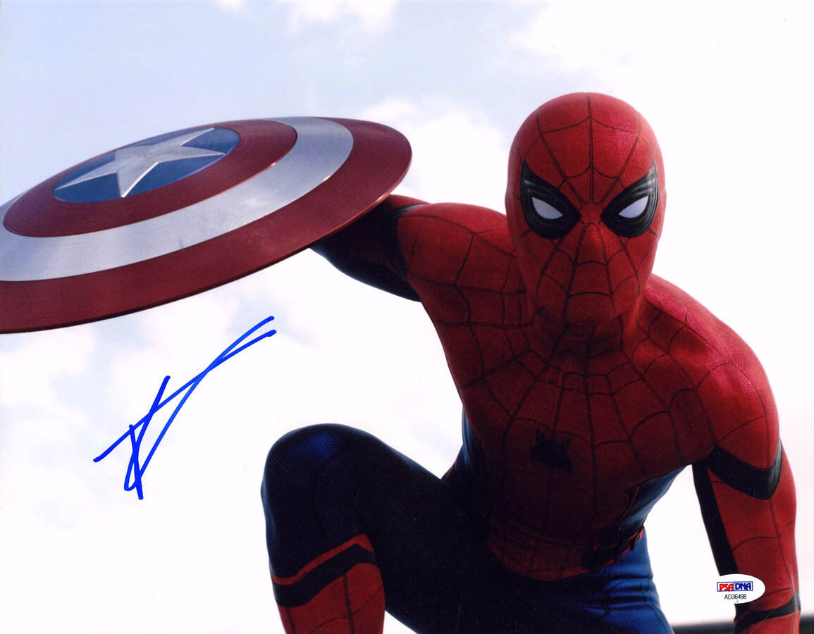 Tom Holland SIGNED 11x14 Photo Poster painting Peter Spider-Man Homecoming PSA/DNA AUTOGRAPHED