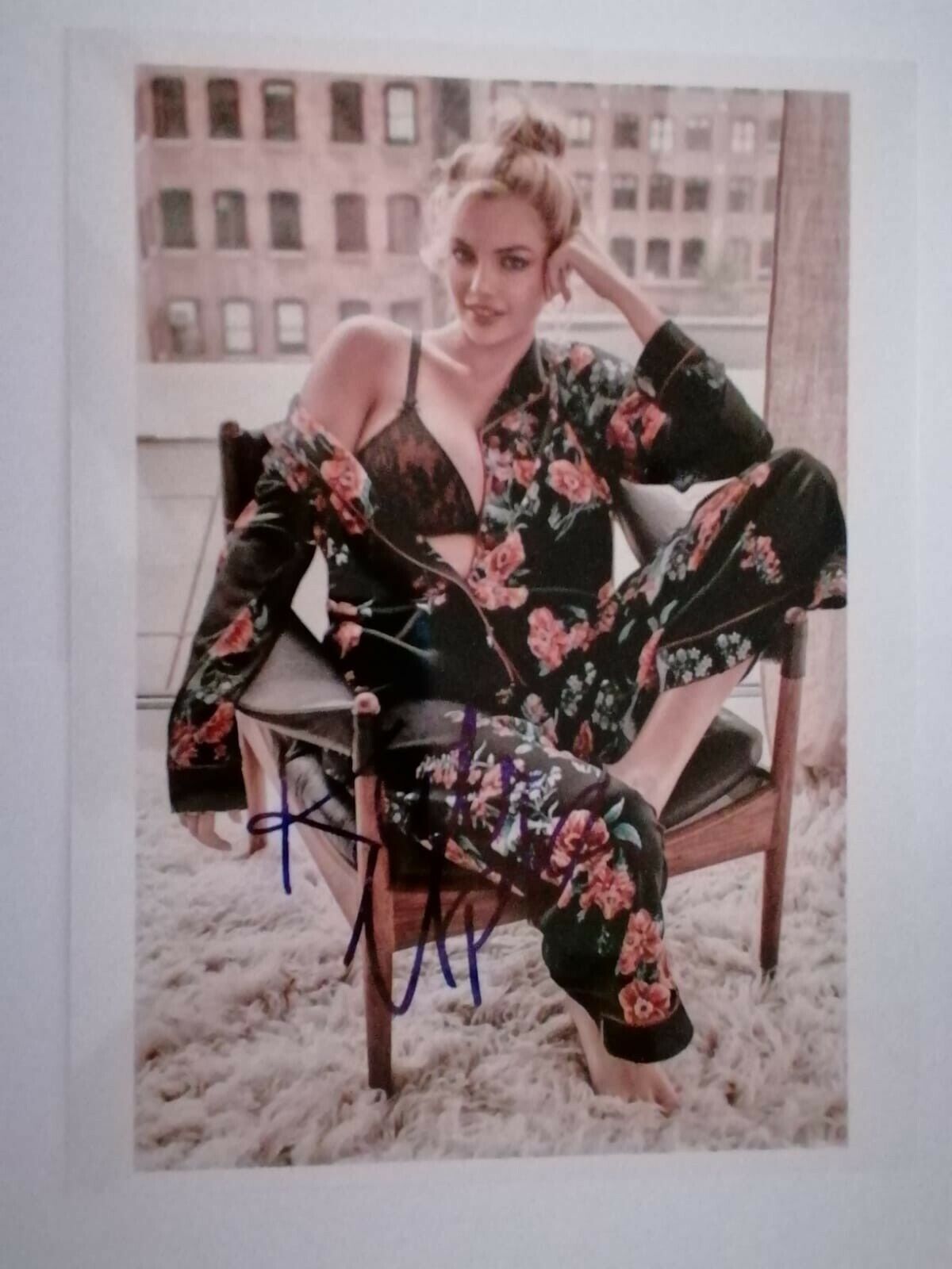 KATE UPTON Signed Autographed 8×10 Photo Poster painting ( incl. COA )