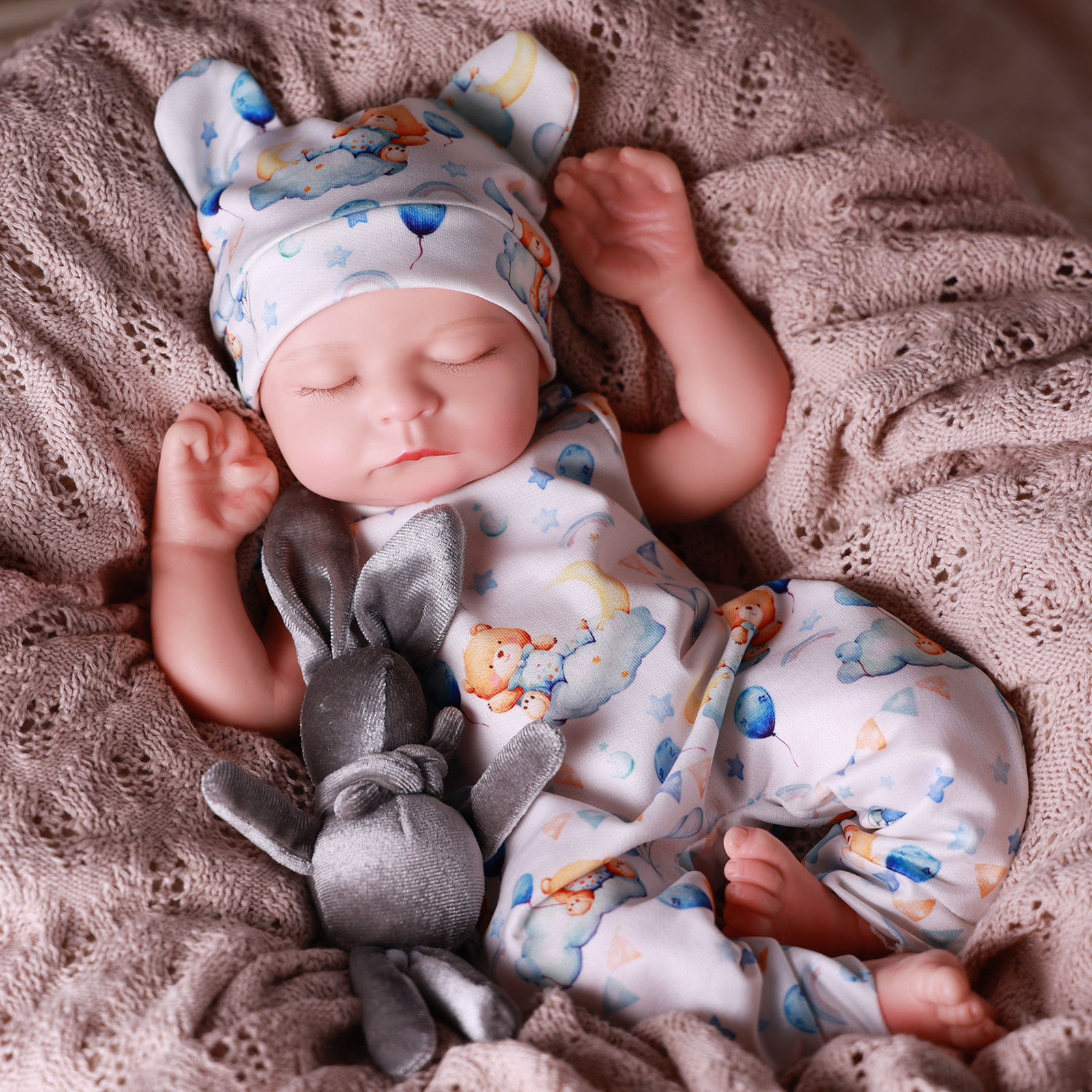 Babeside Noah 12'/16' Realistic Silicone Sleeping Baby Little Infant Boy Best Gift for Kids White-Boy-16 Inches