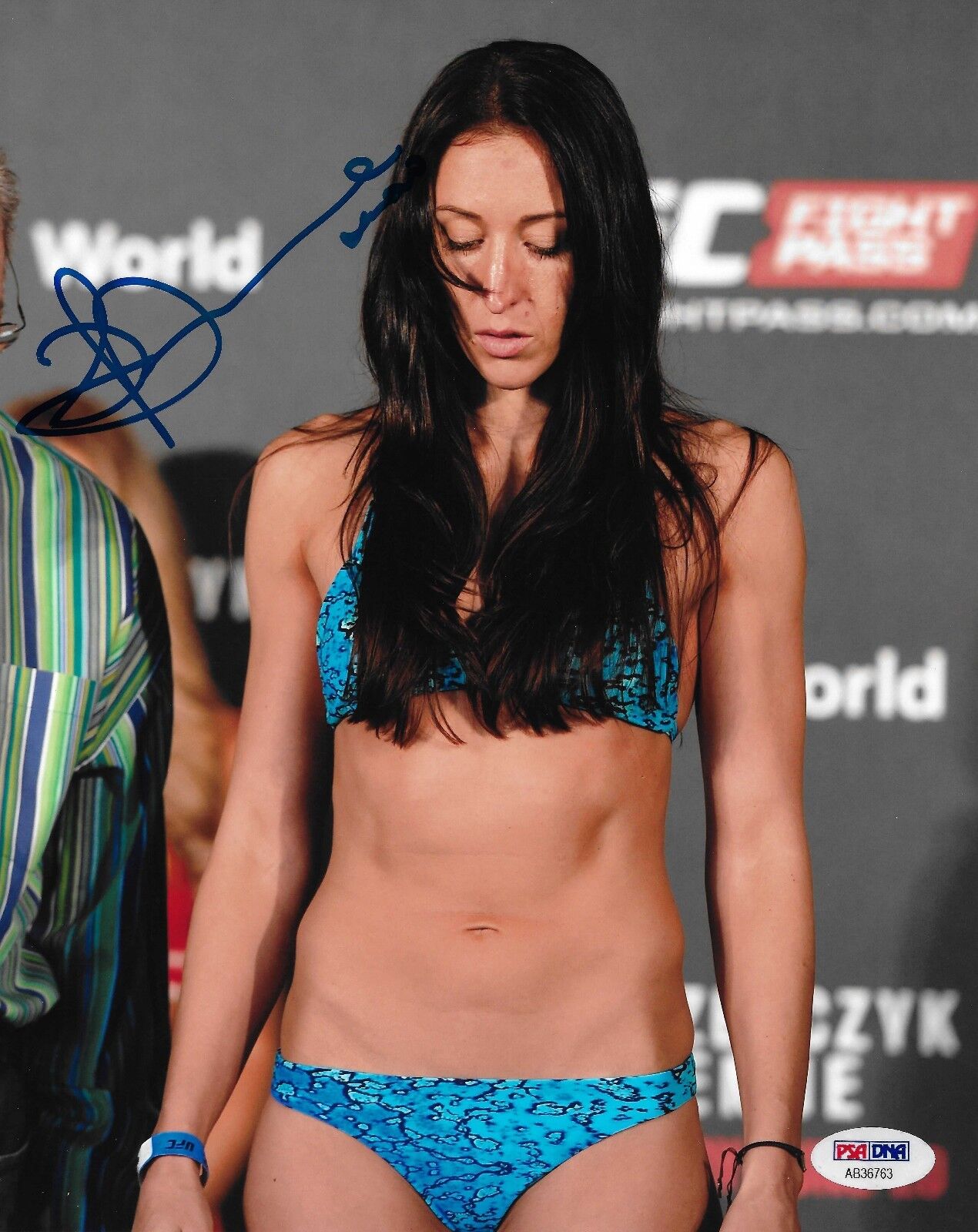 Jessica Penne Signed UFC 8x10 Photo Poster painting PSA/DNA COA Fight Night 69 Picture Auto'd 1