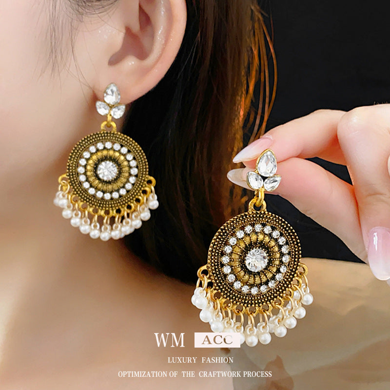 Medieval Round Geometric Alloy Electroplating Earrings