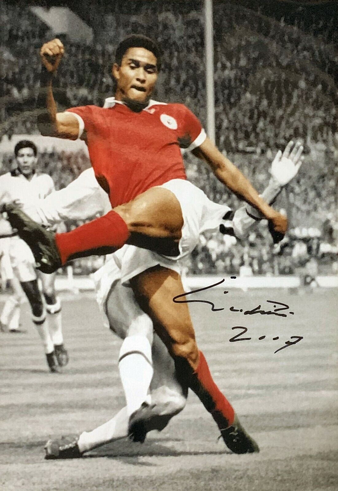 EUSEBIO SIGNED BENFICA EUROPEAN CUP FINAL FOOTBALL Photo Poster painting COA & PROOF PORTUGAL