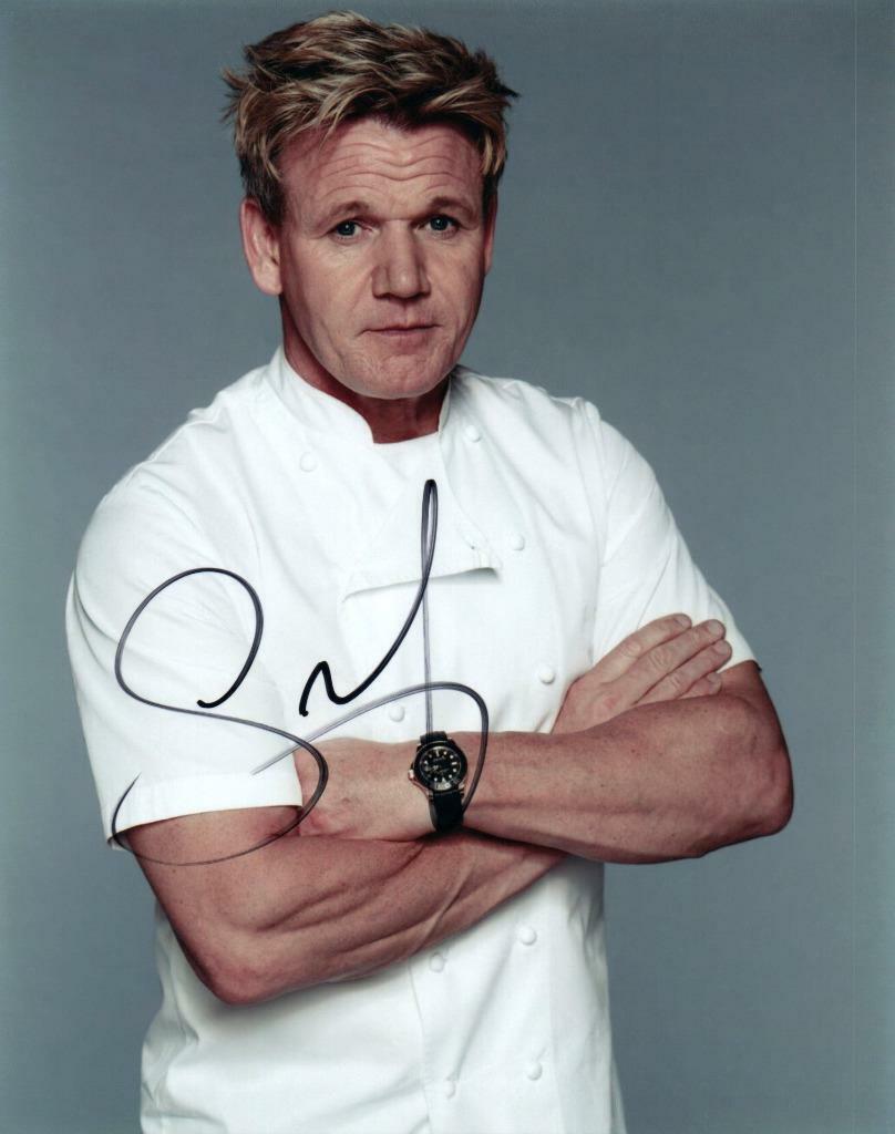 Gordon Ramsay signed 8x10 Picture autographed Photo Poster painting with COA