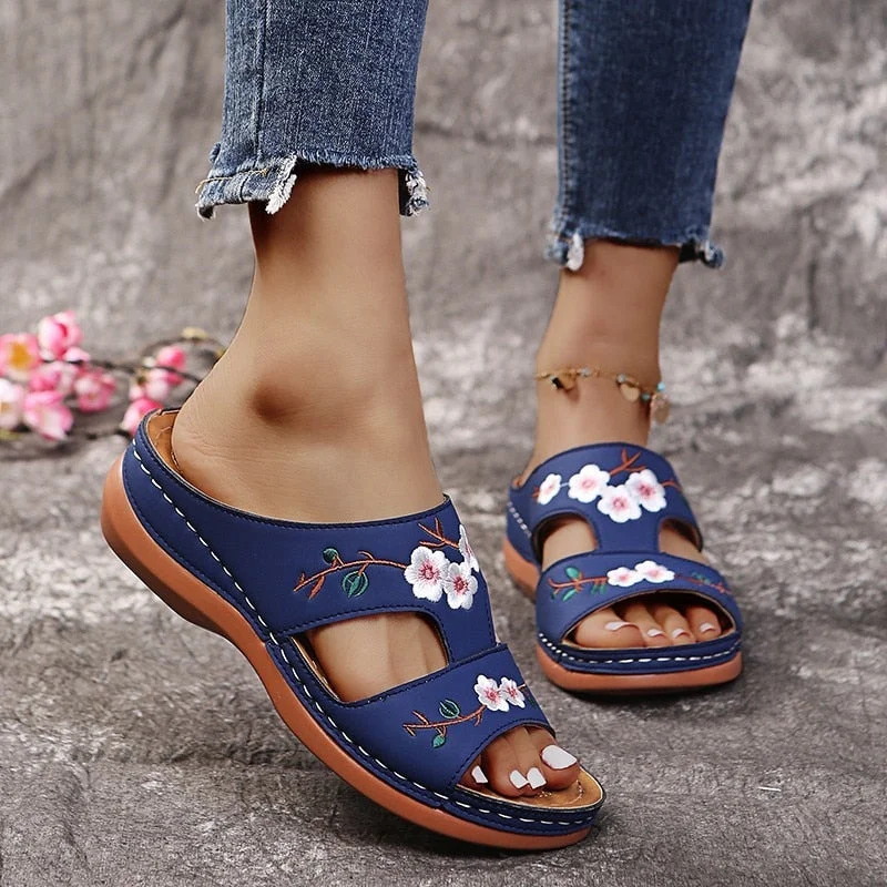  2022 Women Sandal Designer Slippers Luxury Flower Summer Platform Casual Zapatillas Casa Mujer