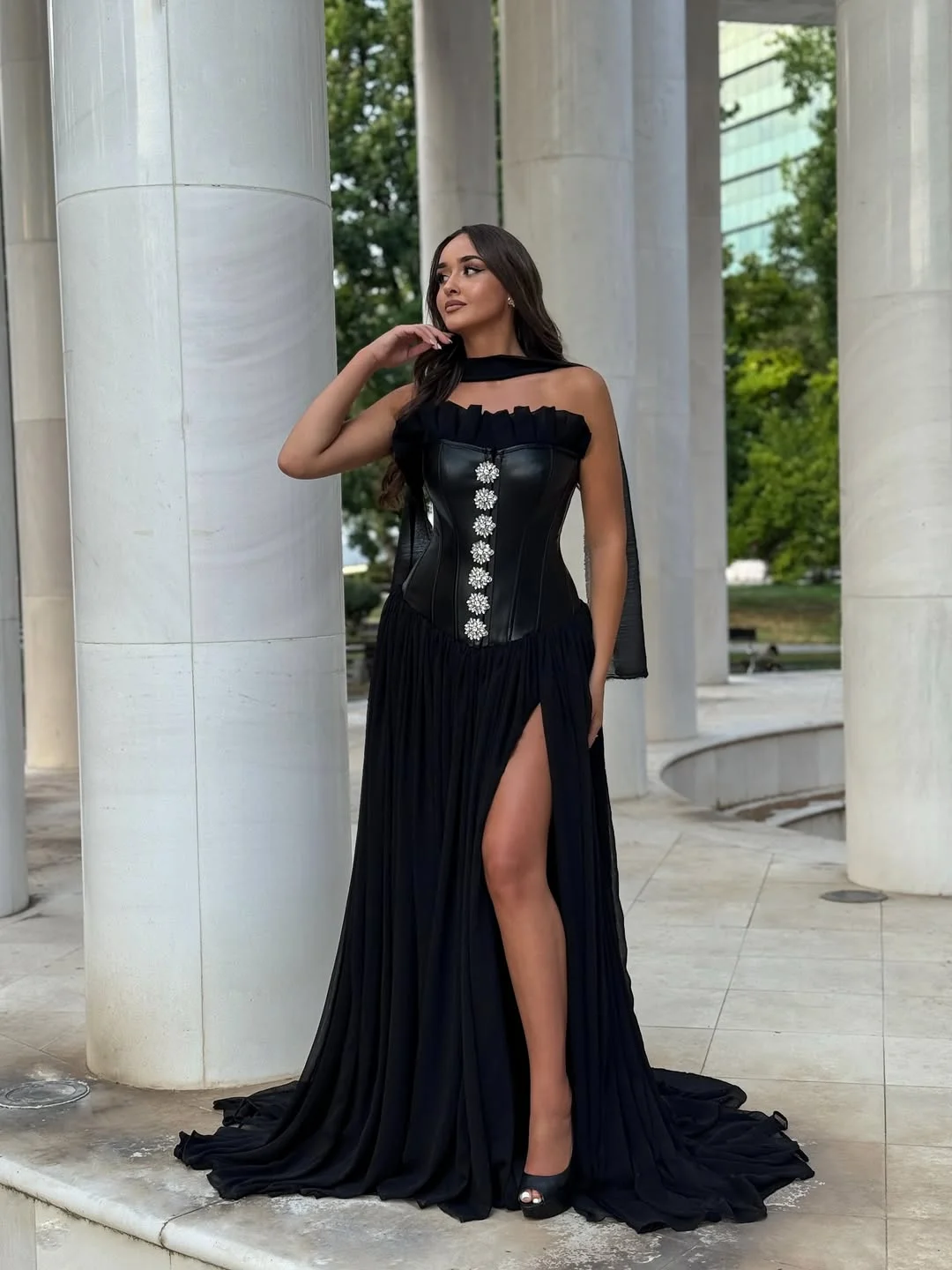 Daisda Black Sleeveless Square Strapless Prom Dress With Beads