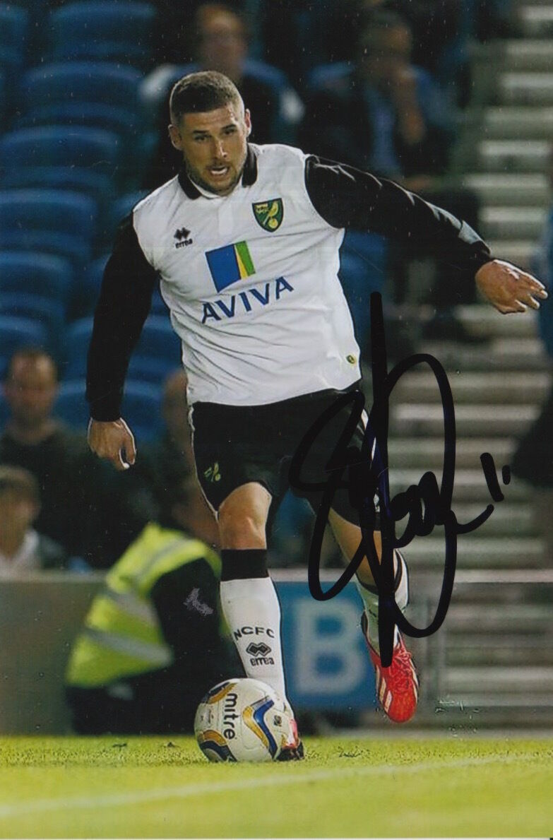 NORWICH CITY HAND SIGNED GARY HOOPER 6X4 Photo Poster painting 1.