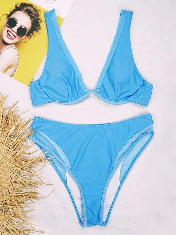 Solid Color Split-Joint Deep V-Necksplit Bikini Swimsuit