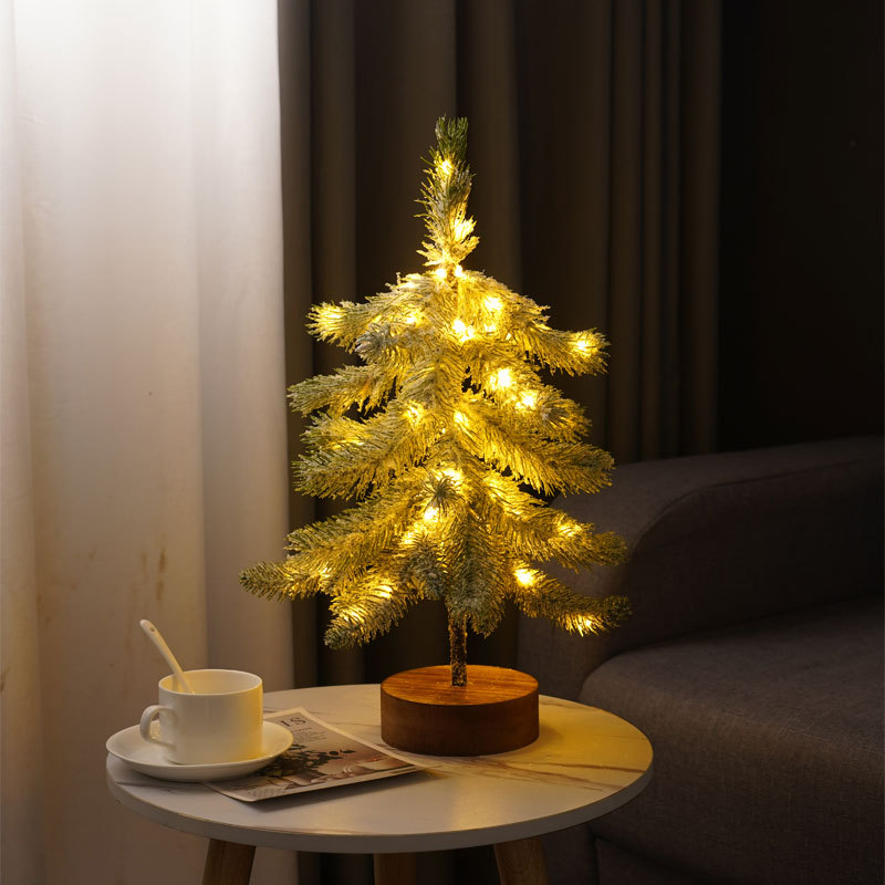 Christmas Waterproof LED Pine Tree Light 