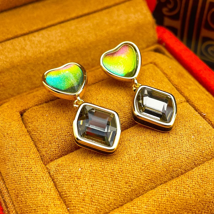 Exaggerated Love Earrings