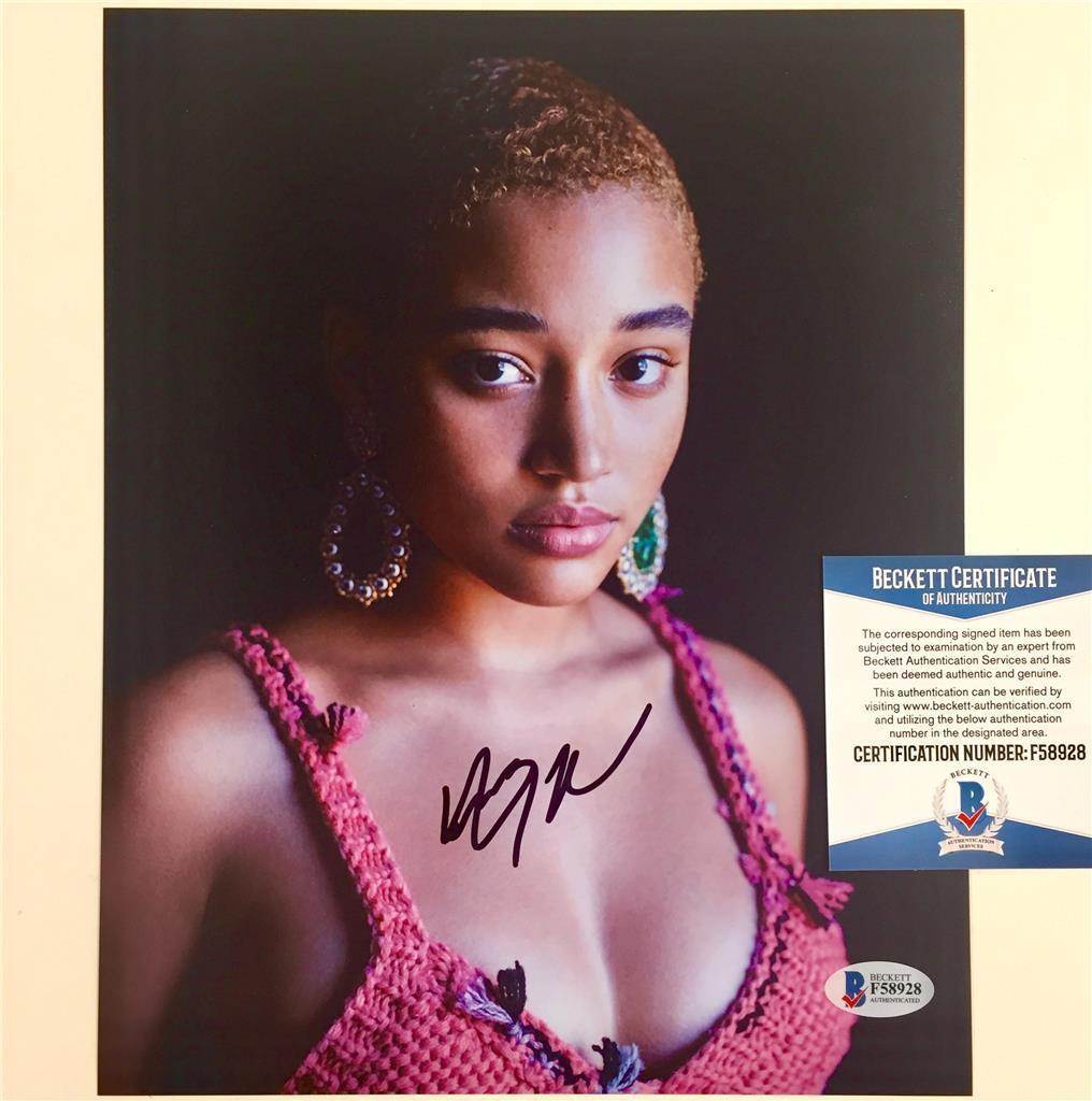 AMANDLA STENBERG Signed 8x10 Photo Poster painting ~ Beckett BAS COA ~ Hunger Games EVERYTHING