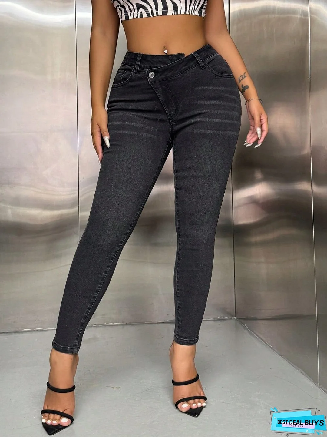 Asymmetric Waist Jeans with Pockets