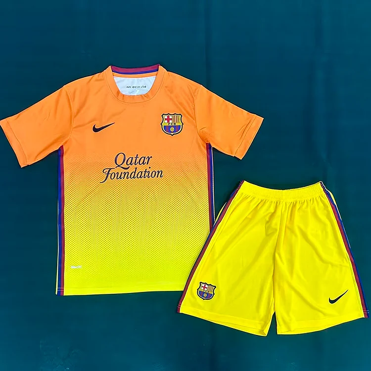 2012/13 Barcelona Away Retro Adult Set