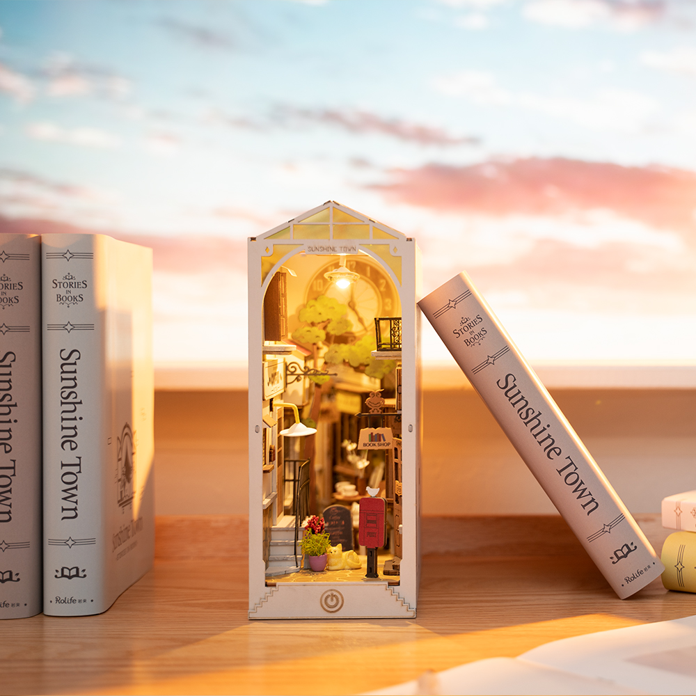 Rolife Sunshine Town Book Nook Shelf Insert 3D Bookend DIY Craft Kit TGB02  BG1